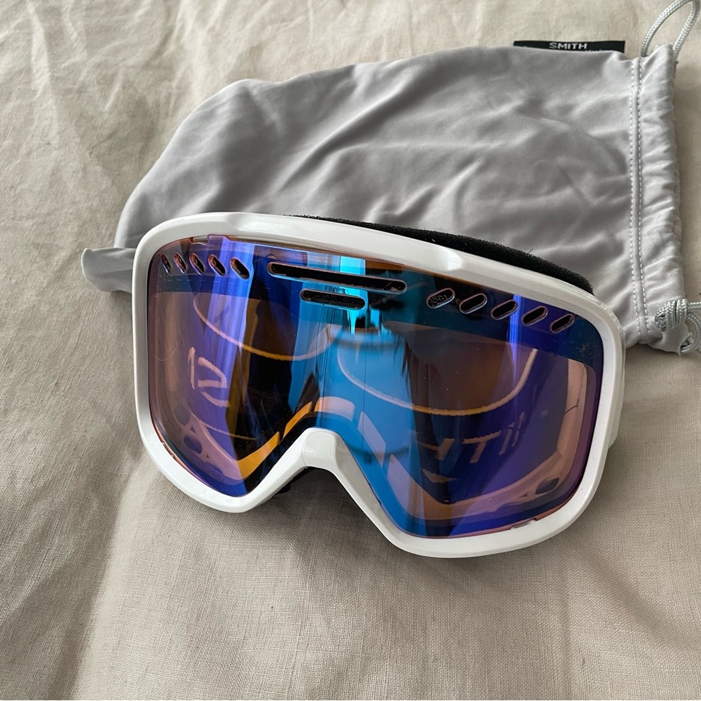 Smith Project Goggles White/Blue Sensor Mirror